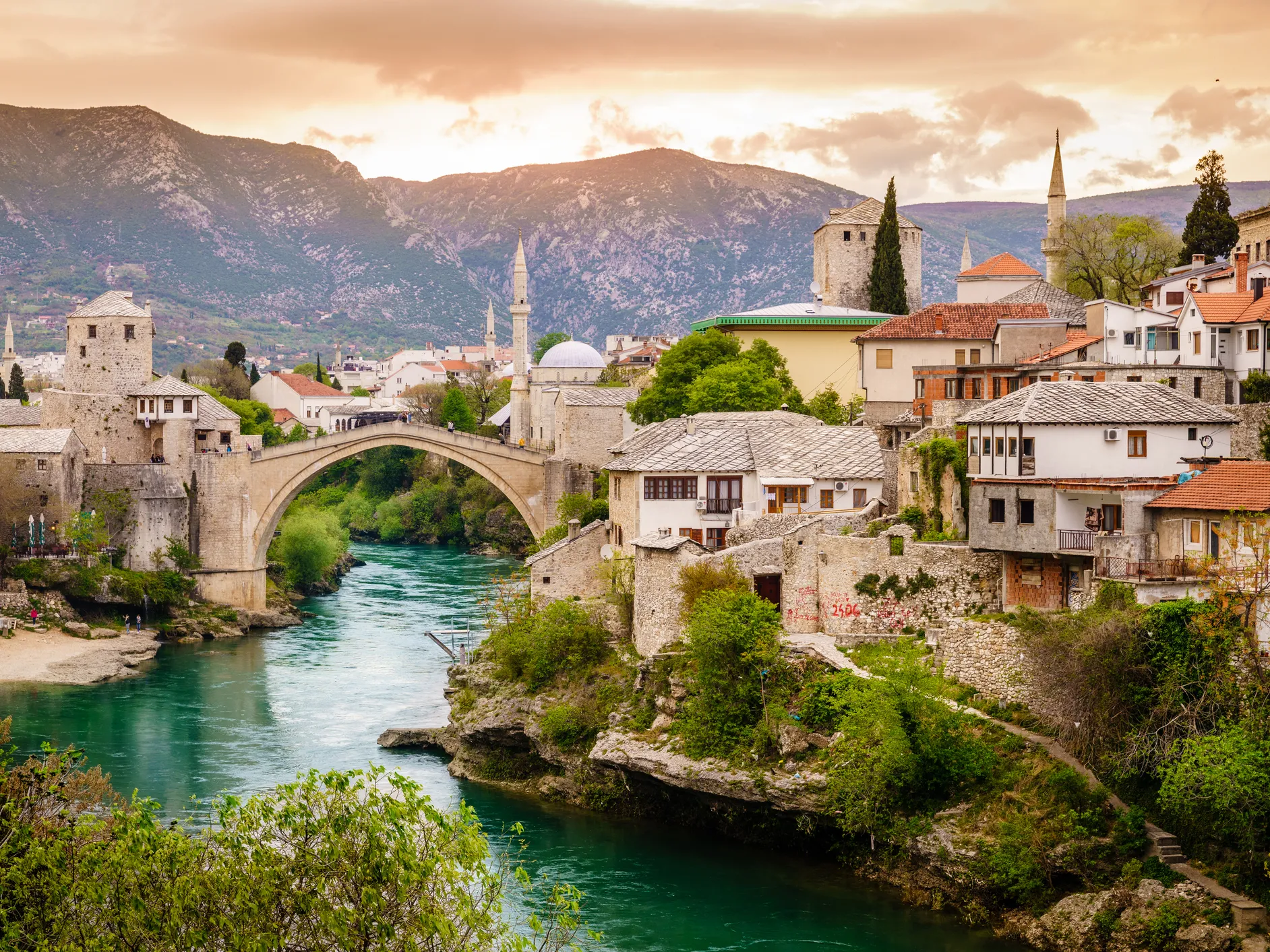 Mostar international group tour